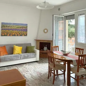 Apartamento Hospitality And Comfort In Rome: E&e, Roma
